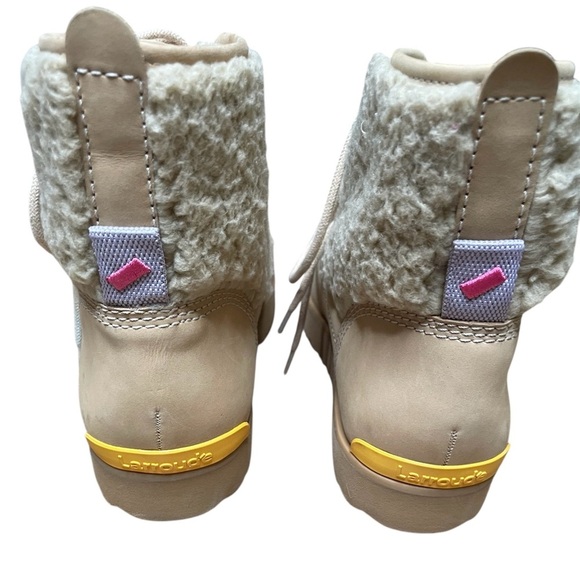 Larroude Vail Faux Fur Waterproof Boots in Sand & Cream Size 8.5 Women’s - Picture 6 of 13